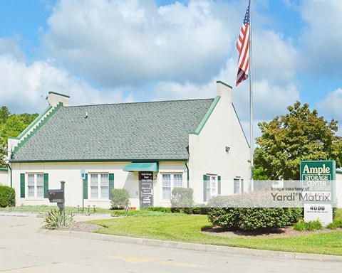 Storage Units for Rent available at 4000 North Bailey Bridge Road, Midlothian, VA 23112