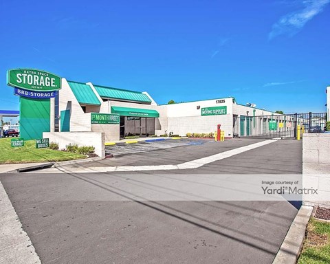 Storage Units for Rent available at 17925 Valley Blvd, La Puente, CA 91744