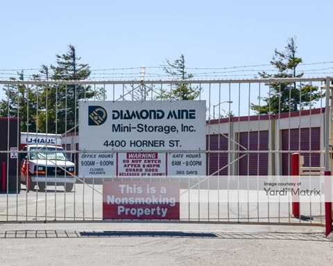 Storage Units for Rent available at 4400 Horner Street, Union City, CA 94587