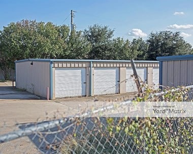 Storage Units for Rent available at 4635 Williams Road, Benbrook, TX 76116 Photo Gallery 1