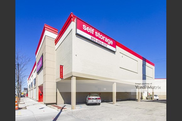 Getting City Smart Cubesmart Self Storage Facility In Des Plaines Il