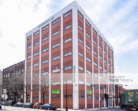 Storage Units for Rent available at 901 West Adams Street, Chicago, IL 60607