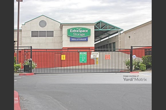 Extra Space Storage 11423 Vanowen Street North Hollywood Rentcafe