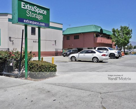 Storage Units for Rent available at 8540 Cedros Avenue, Panorama City, CA 91402