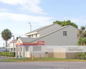 Storage Units for Rent available at 7511 NW 73Rd Street, Miami, FL 33166