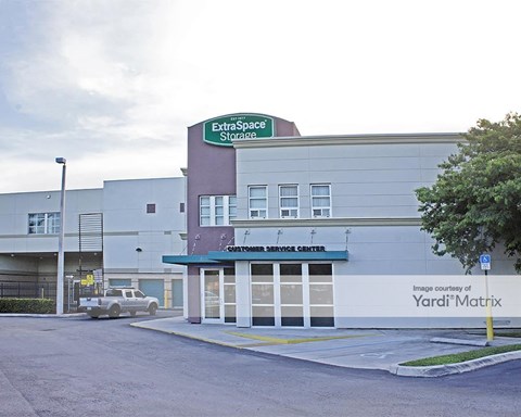 Storage Units for Rent available at 850 East 65Th Street, Hialeah, FL 33013