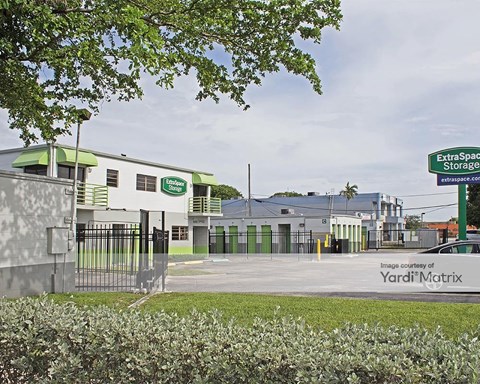 Storage Units for Rent available at 5055 NW 77Th Avenue, Miami, FL 33166