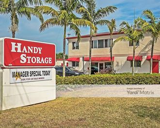 Storage Units for Rent available at 16749 SW 117Th Avenue, Miami, FL 33177