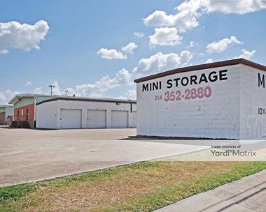 Storage Units for Rent available at 321 Gross Road, Mesquite, TX 75149 Photo Gallery 1