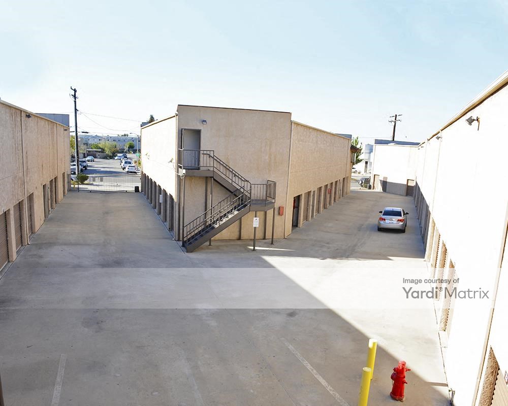 U Haul Neighborhood Dealer 7111 Mcneil Ln Buena Park Ca Truck Renting Leasing Mapquest