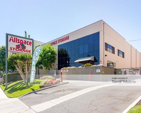 Storage Units for Rent available at 1535 Newport Blvd, Costa Mesa, CA 92627