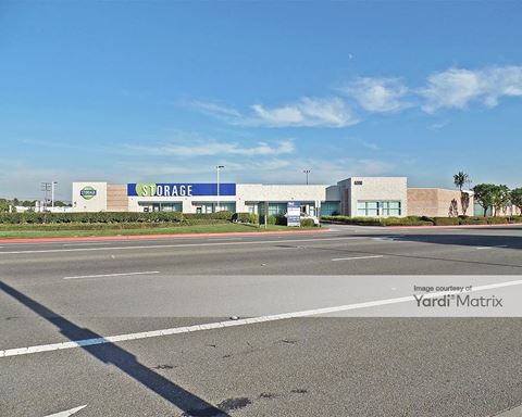 Storage Units for Rent available at 6000 Dale Street, Buena Park, CA 90621
