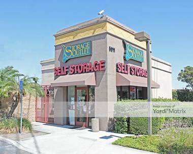 Storage Units for Rent available at 5911 Firestone Blvd, South Gate, CA 90280 Photo Gallery 1