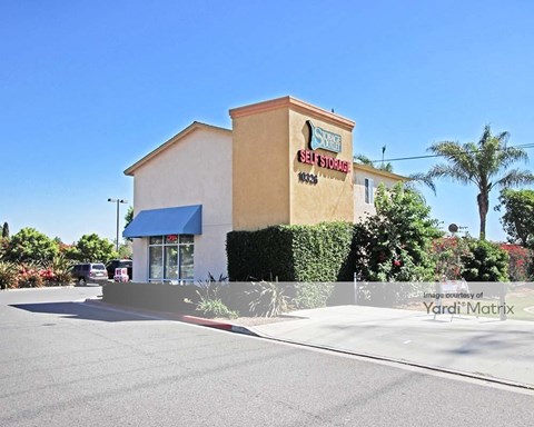Storage Units for Rent available at 10326 Foster Road, Bellflower, CA 90706