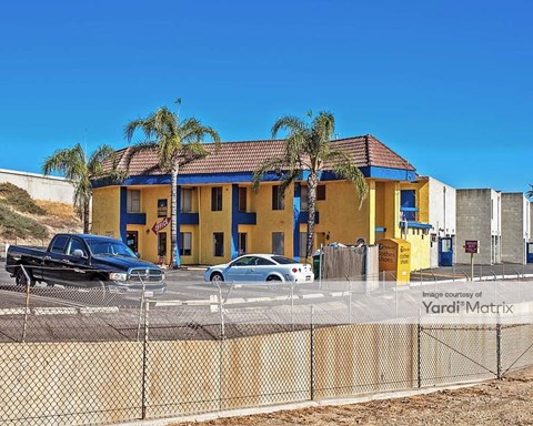 Storage Units for Rent available at 14800 Rinaldi Street, Mission Hills, CA 91345