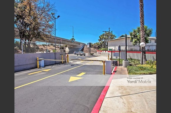 Aaa Personal Storage Garages 10061 San Fernando Road Pacoima Rentcafe