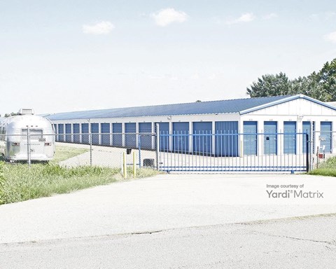 Storage Units for Rent available at 4212 Ensign Road, Ennis, TX 75119