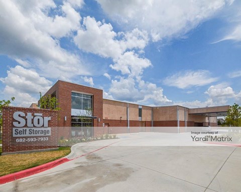 Storage Units for Rent available at 790 Keller Pkwy, Keller, TX 76248