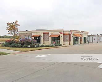 Storage Units for Rent available at 700 Debbie Lane, Arlington, TX 76002