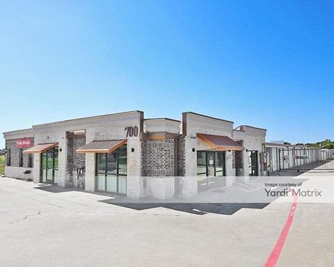 Storage Units for Rent available at 700 Debbie Lane, Arlington, TX 76002