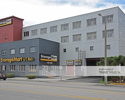 Storage Units for Rent available at 4920 NW 7Th Street, Miami, FL 33126