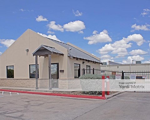 Storage Units for Rent available at 2721 Bonnie Drive, Edinburg, TX 78539