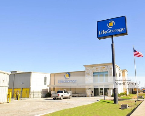 Storage Units for Rent available at 2216 South Interstate 35, San Marcos, TX 78666