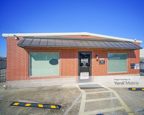 Storage Units for Rent available at 1050 John Mason Drive, Conway, AR 72034