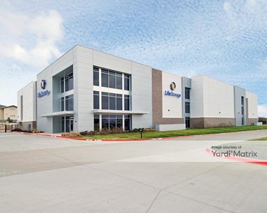 Storage Units for Rent available at 4800 Windhaven Pkwy, Lewisville, TX 75056