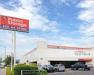 Storage Units for Rent available at 680 Hegenberger Road, Oakland, CA 94621