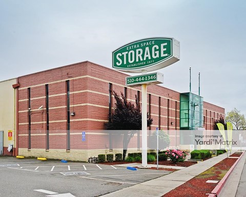 Storage Units for Rent available at 300 Market Street, Oakland, CA 94607