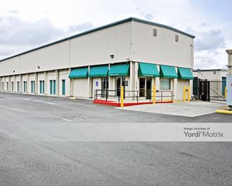 Storage Units for Rent available at 2201 Clement Avenue, Alameda, CA 94501