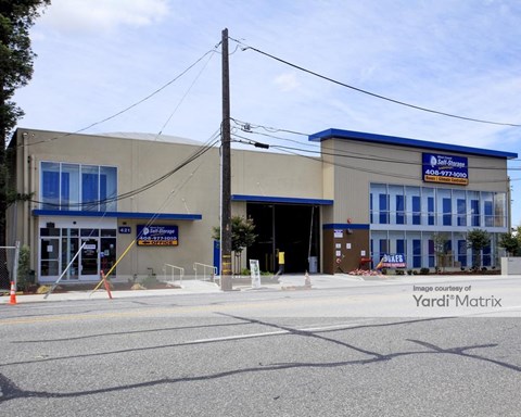 Storage Units for Rent available at 421 Lincoln Avenue, San Jose, CA 95126