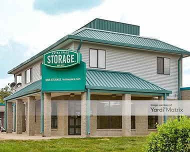 Storage Units for Rent available at 45925 Woodland Road, Sterling, VA 20166 Photo Gallery 1