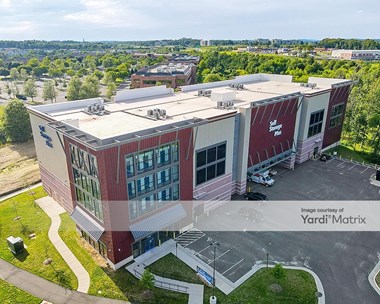 Storage Units for Rent available at 44540 Atwater Drive, Ashburn, VA 20147 Photo Gallery 1