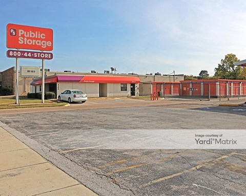 Storage Units for Rent available at 2300 West Park Row, Pantego, TX 76013