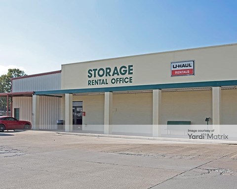 Storage Units for Rent available at 9250 Highway 377 South, Benbrook, TX 76126