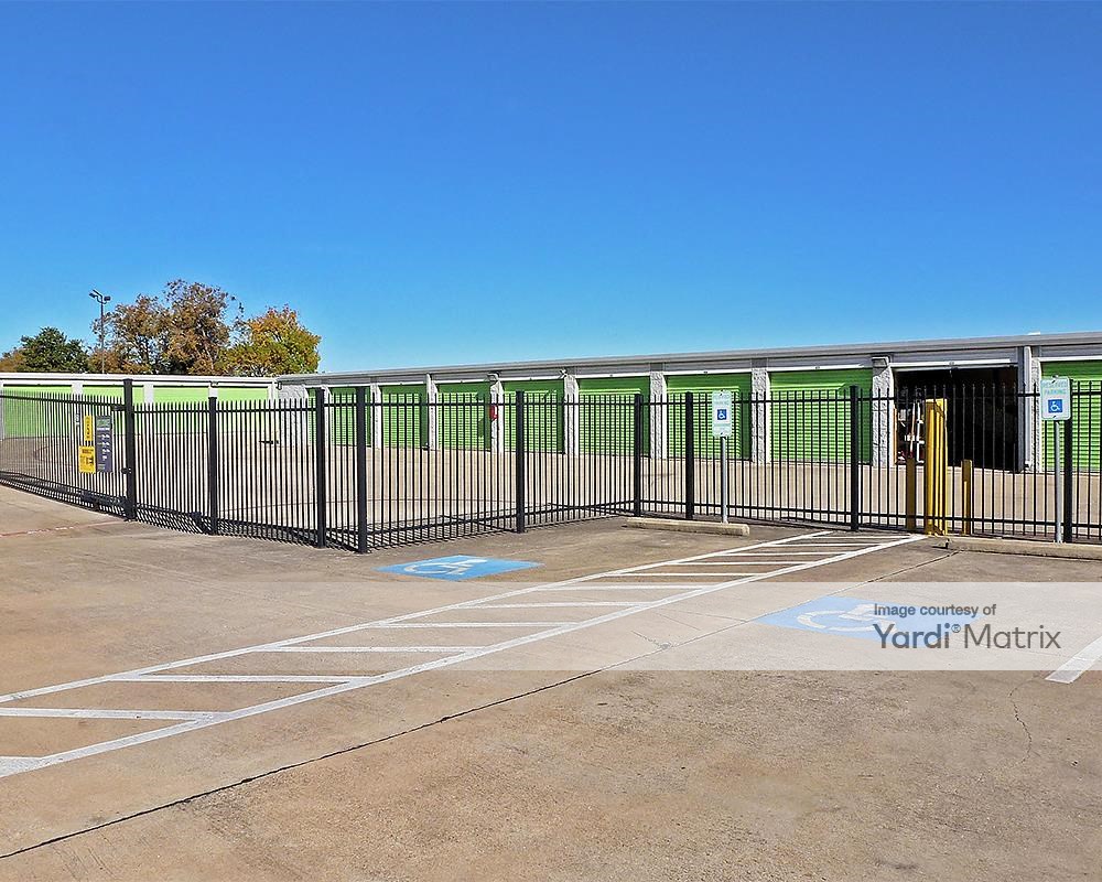 Extra Space Storage 213 South Watson Road Arlington Rentcafe