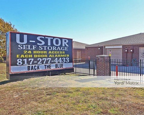 Storage Units for Rent available at 1720 East Pioneer Pkwy, Arlington, TX 76010