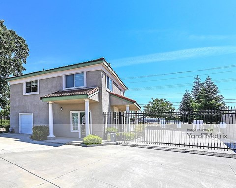 Storage Units for Rent available at 8650 West Stockton Blvd, Elk Grove, CA 95758