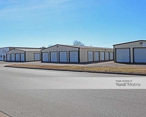 Storage Units for Rent available at 245 NW Newton Drive, Burleson, TX 76028