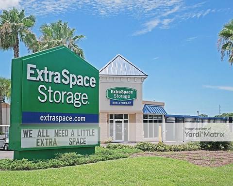 Storage Units for Rent available at 2150 25Th Street North, St Petersburg, FL 33713