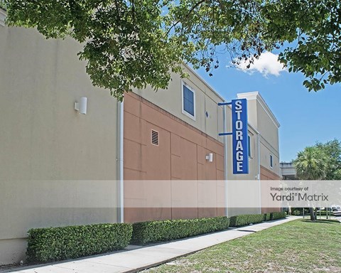 Storage Units for Rent available at 1700 1St Avenue South, Saint Petersburg, FL 33712