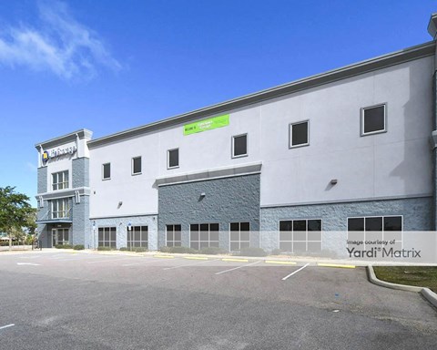 Storage Units for Rent available at 9999 Gandy Blvd North, St. Petersburg, FL 33702