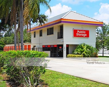 Storage Units for Rent available at 4630 Babcock Street NE, Palm Bay, FL 32905 - Photo Gallery 1