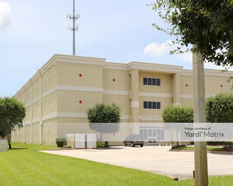 Storage Units for Rent available at 405 East Eau Gallie Blvd, Melbourne, FL 32937