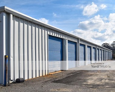 Storage Units for Rent available at 4680 Browns Bridge Road, Cumming, GA 30041 - Photo Gallery 1