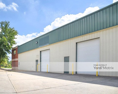 Storage Units for Rent available at 5685 Georgia Highway 400, Cumming, GA 30028