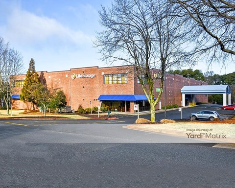 Storage Units for Rent available at 1125 Roberts Blvd NW, Kennesaw, GA 30144