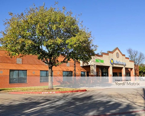 Storage Units for Rent available at 3997 FM 1431, Round Rock, TX 78681